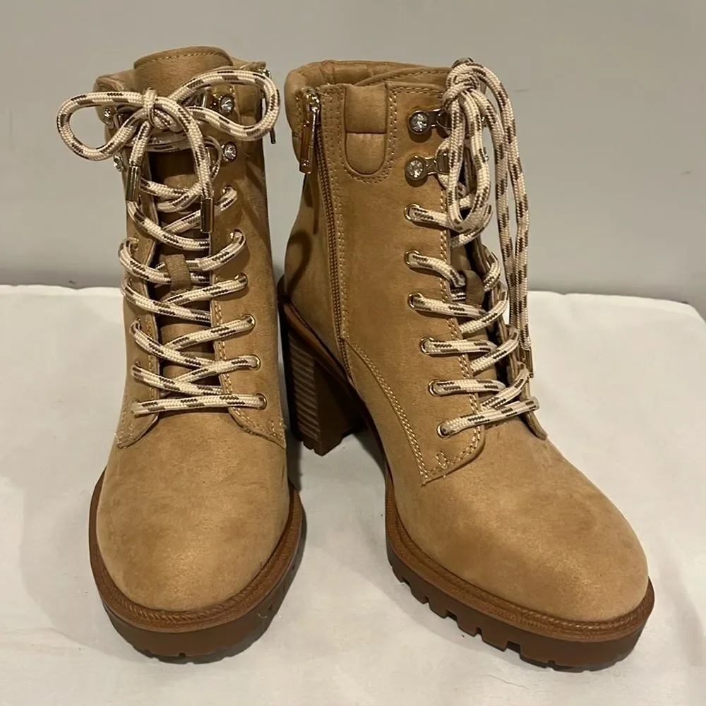 NWOT JLO Jennifer Lopez Georgia Booties Size 9.5.